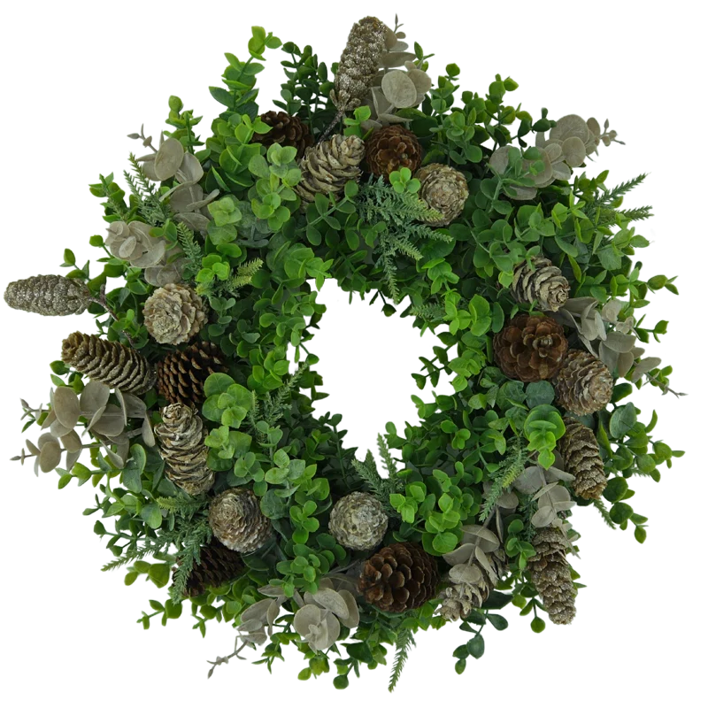 Winterkranz mit Eukalyptus und Zapfen