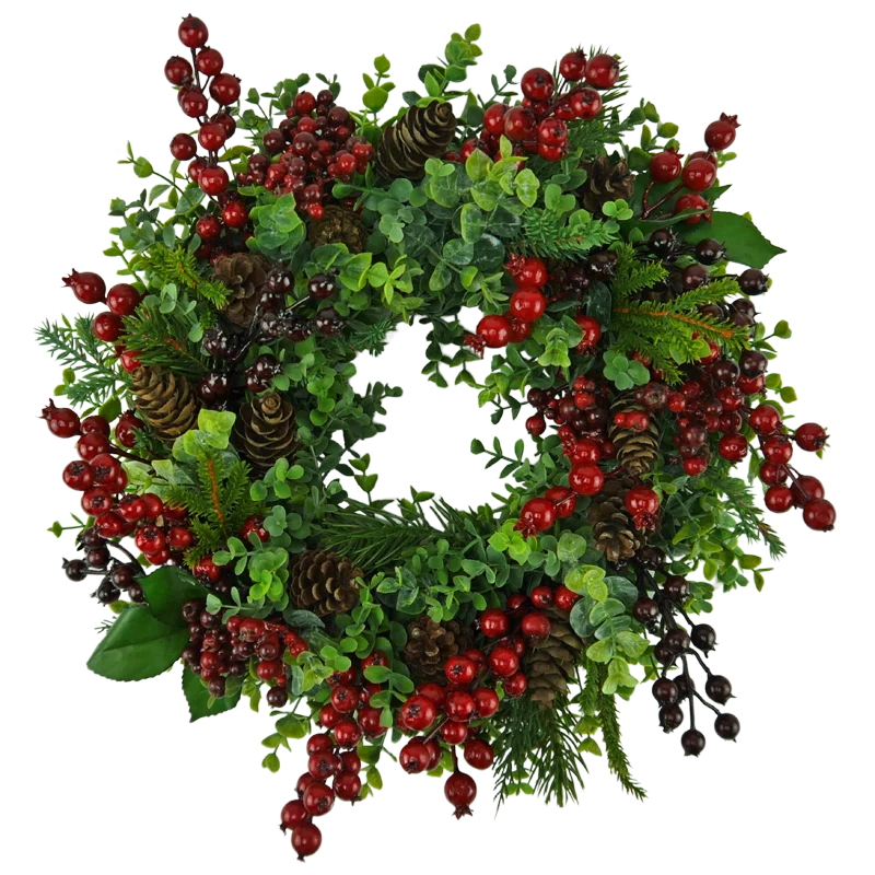 Winterkranz mit Eukalyptus, Beeren und Zapfen