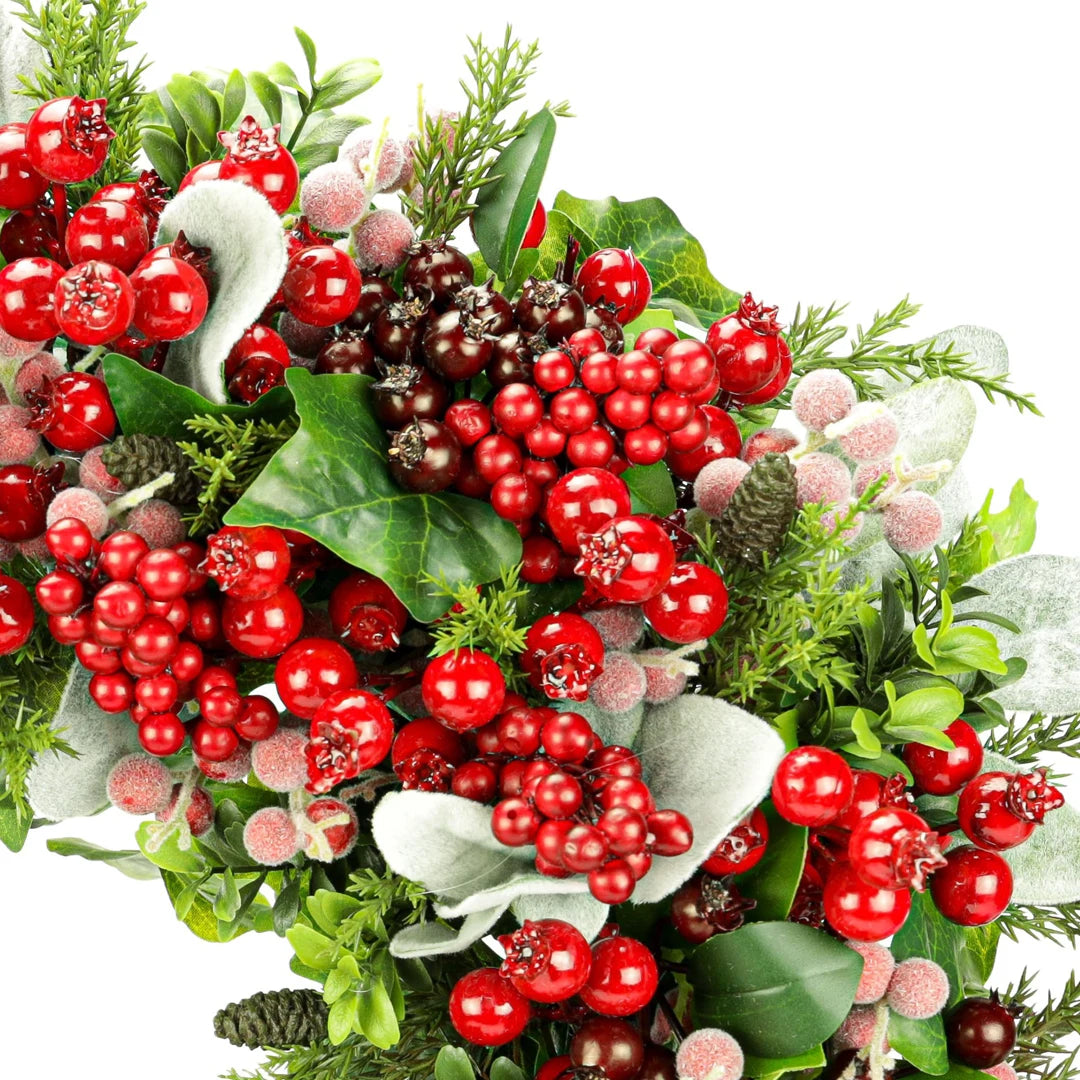 Wreath of berries with thuja and sage, handmade, approx. 43 cm in diameter - red/green
