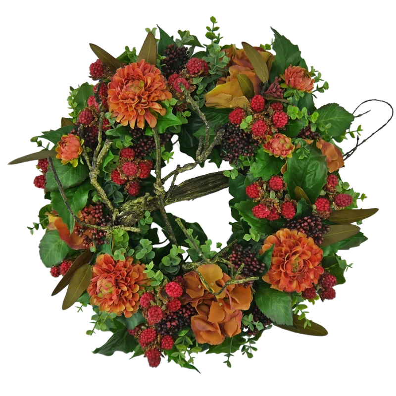 Blütenkranz mit Dahlien, Hortensien und Brombeeren