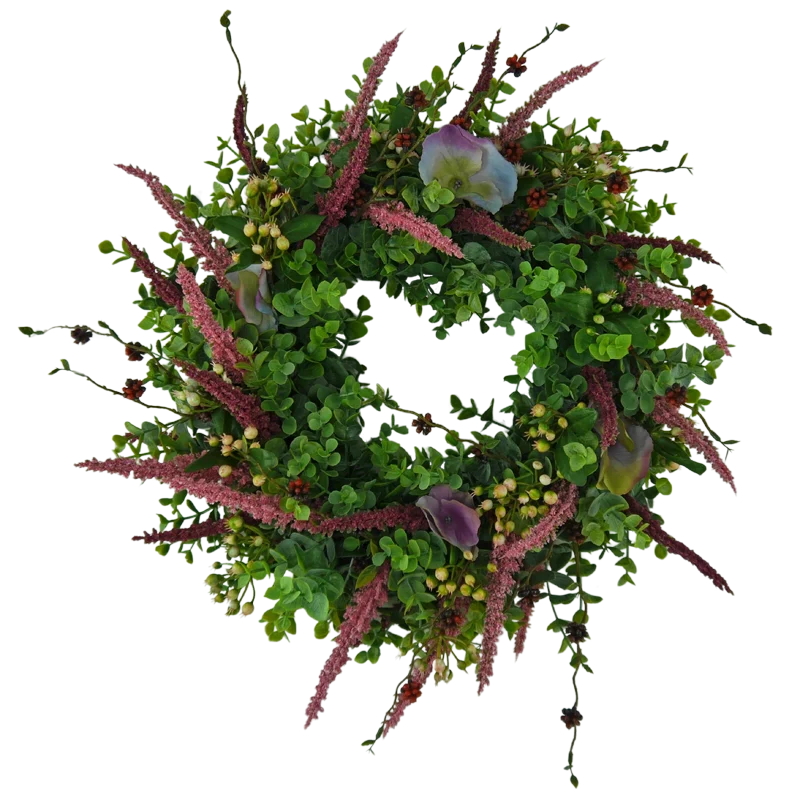 Eukalyptuskranz mit Beeren und Erika