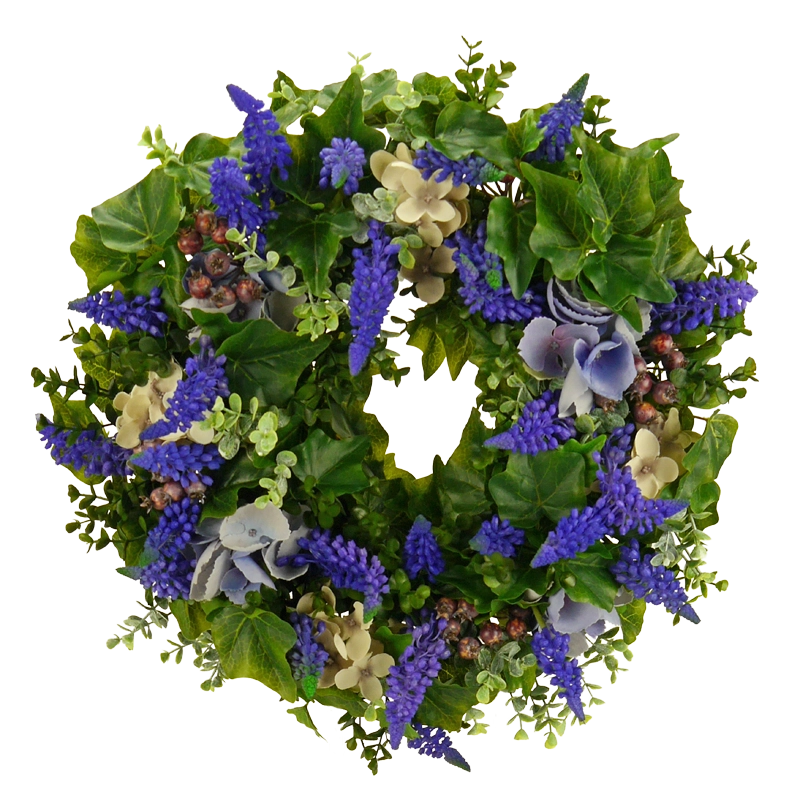 Wreath of flowers with grape hyacinths